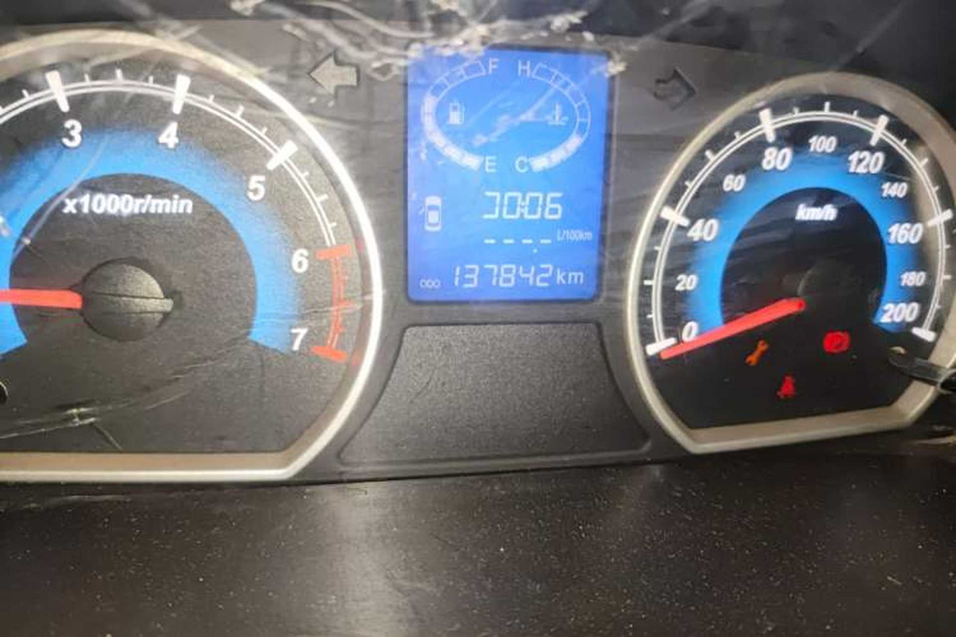 Used Karry K50 2016 K50S 1.5L Manual Comfort Model Odometer Close Up