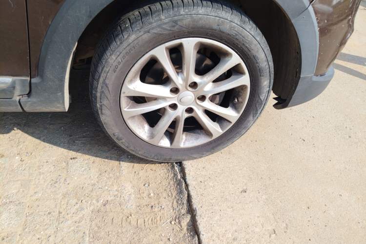 Used Karry K50 2016 K50S 1.5L Manual Comfort Model Right Front Wheel Hub
