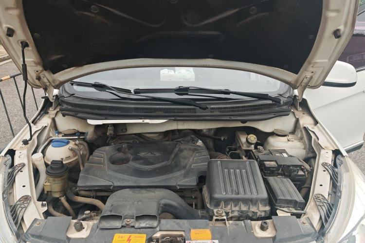 Used Karry K50 2016 K50S 1.5L Manual Luxury Model Engine Bay