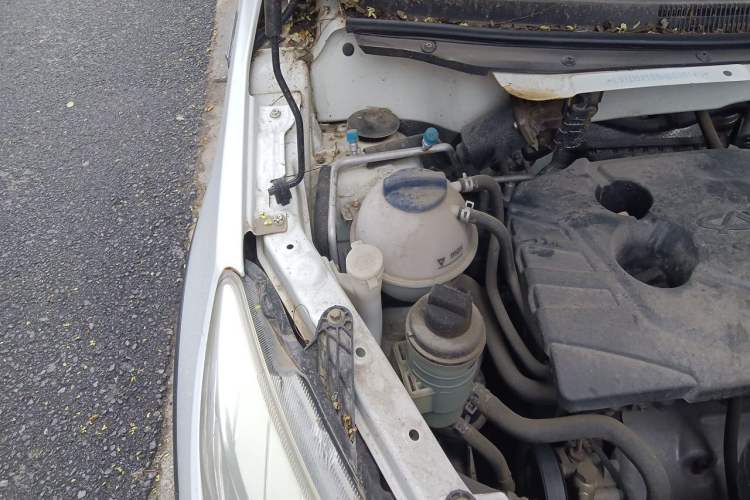 Used Karry K50 2016 K50S 1.5L Automatic Luxury Model Engine Bay Right