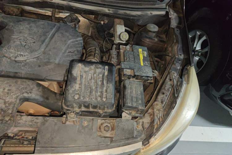 Used Karry K50 2017 1.5L Manual Luxury Model Engine Bay Left