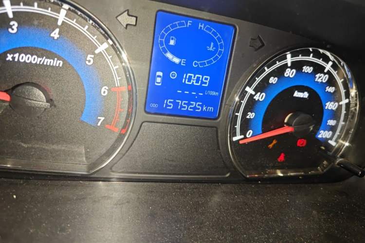 Used Karry K50 2017 1.5L Manual Luxury Model Odometer Close Up