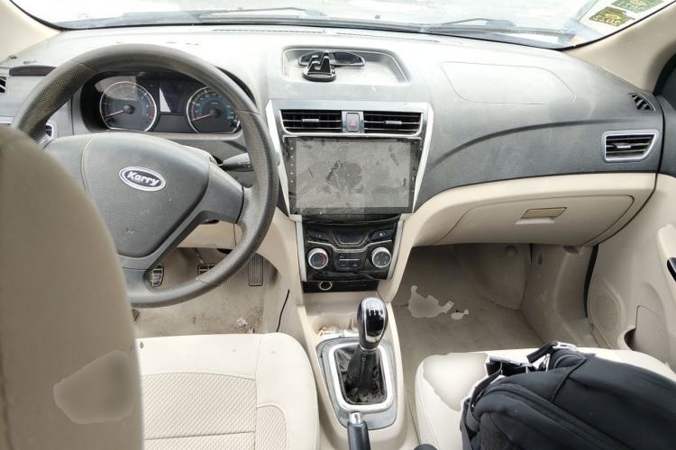 Used Karry K50 2017 1.5L Manual Standard Edition Center Console