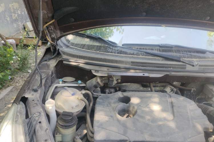 Used Karry K50  Engine Bay Right