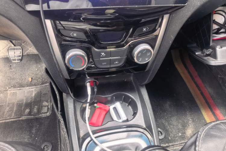 Used Karry K50 2017 1.5L Manual Base Version Audio And AC Panel
