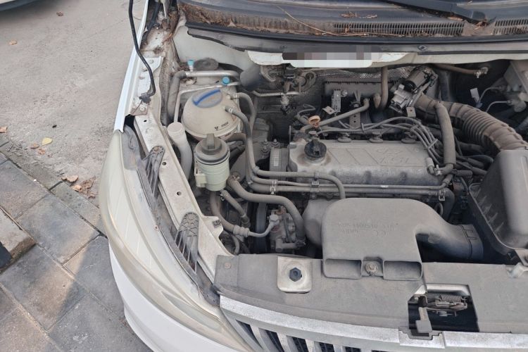 Used Karry K50  Engine Bay Right