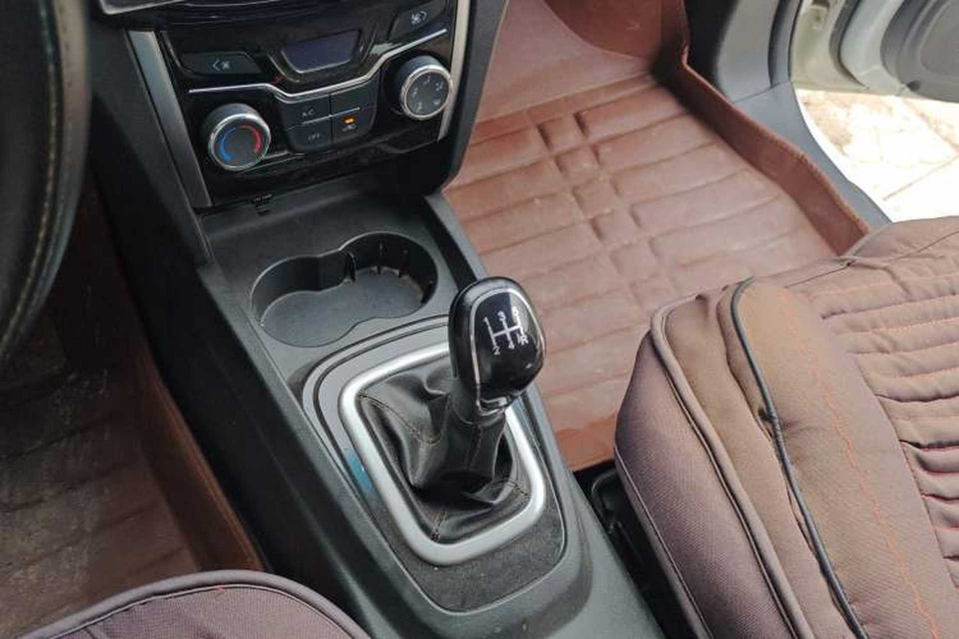 Used Karry K50 2017 1.5L Manual Base Version Gear Lever