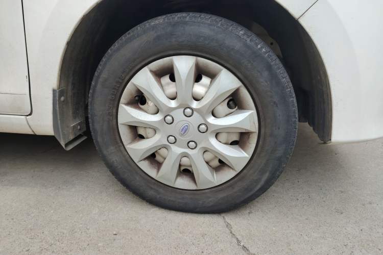 Used Karry K50 2017 1.5L Manual Standard Edition Right Front Wheel Hub