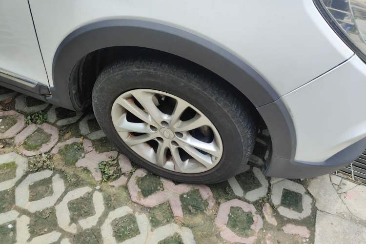 Used Karry K50 2017 K50S 1.5L Automatic Luxury Model Right Front Wheel Hub