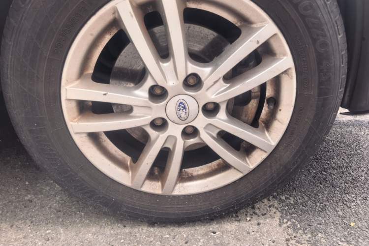 Used Karry K50 2017 1.5L Manual Base Version Right Front Wheel Hub