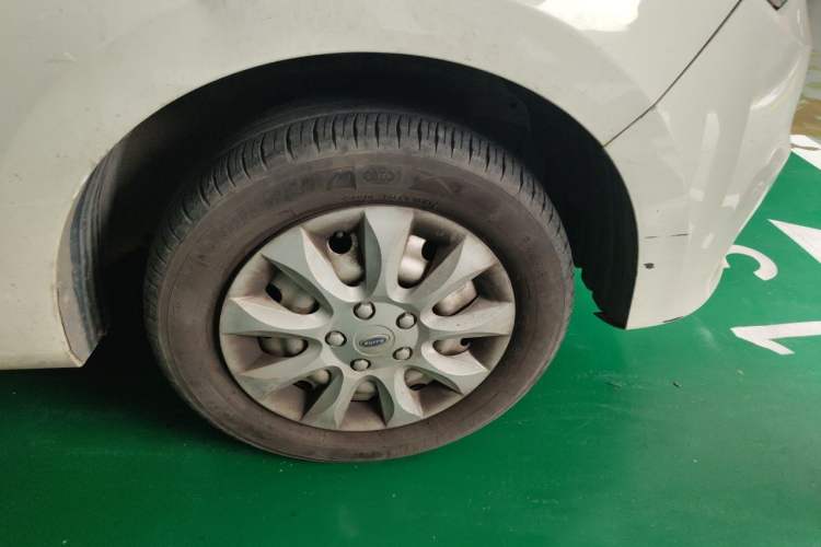 Used Karry K50 2017 1.5L Manual Base Version Right Front Wheel Hub