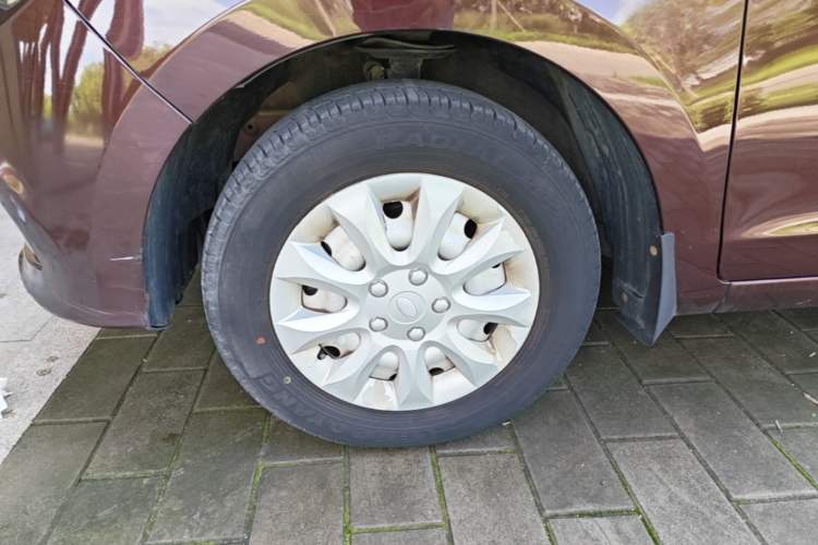 Used Karry K50 2018 1.5L Manual Comfort Model Left Front Wheel Hub