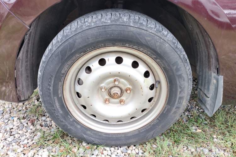 Used Karry K50 2018 1.5L Manual Comfort Model Left Front Wheel Hub