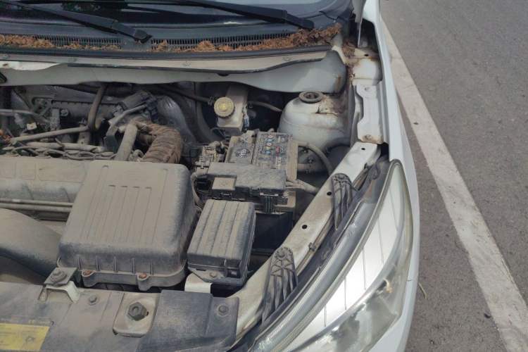 Used Karry K50 2018 1.5L Manual Comfort Model Engine Bay Left