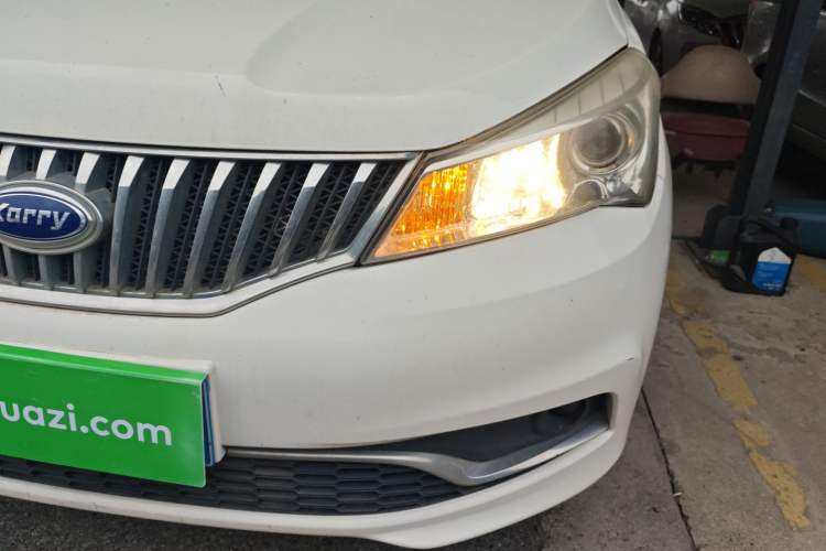 Used Karry K50 2018 1.5L Manual Comfort Model Left Front Headlight