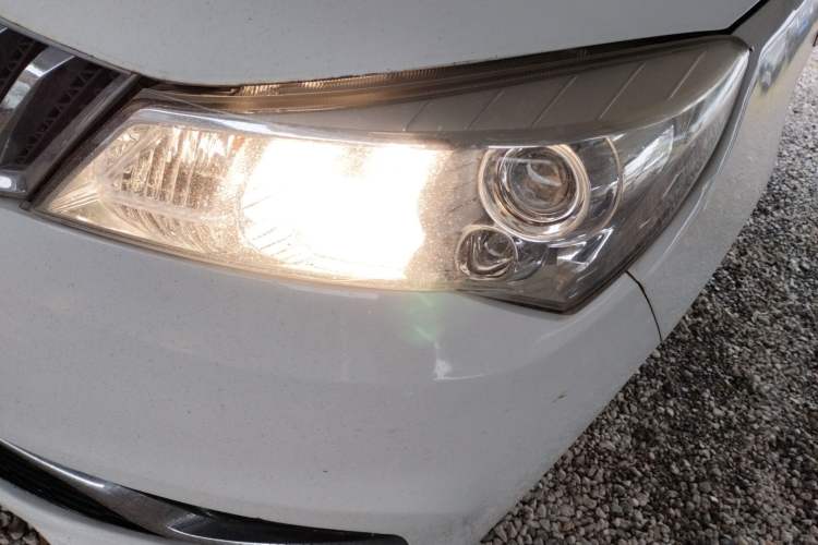 Used Karry K50 2018 K50S 1.5L Manual Sunroof Version Left Front Headlight