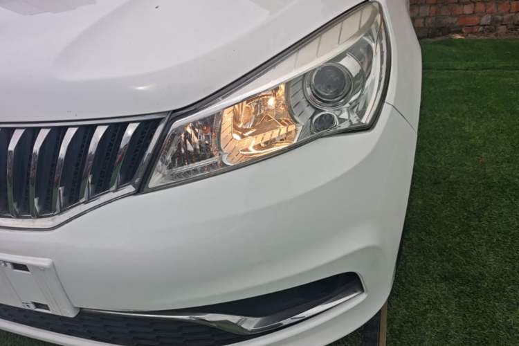 Used Karry K50 2018 1.5L Manual Sunroof Version Left Front Headlight