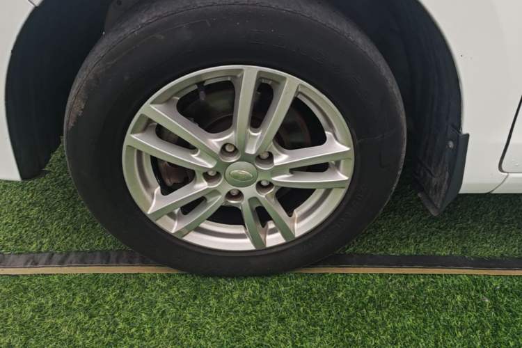 Used Karry K50 2018 1.5L Manual Sunroof Version Left Front Wheel Hub