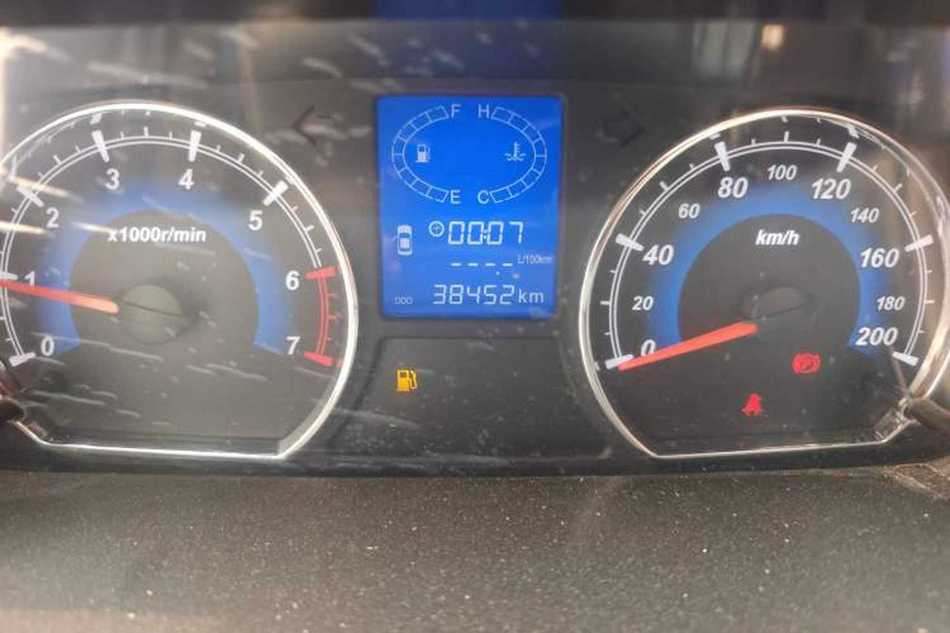 Used Karry K50 2018 Revised Version 1.5L Manual Basic Edition Odometer Close Up
