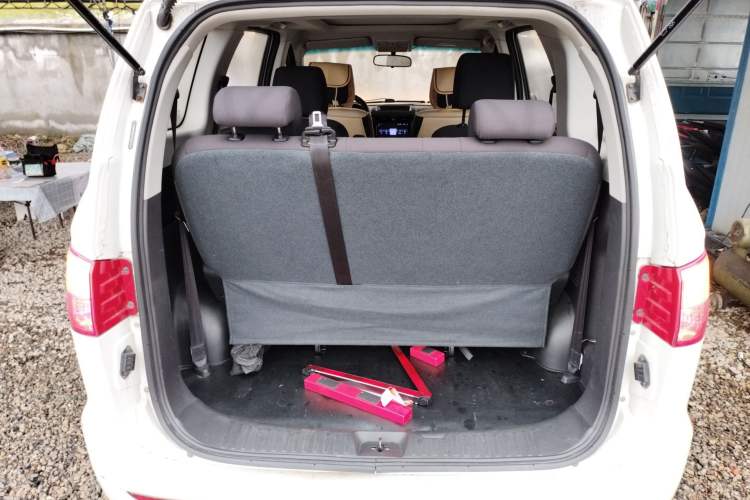 Used Karry K50 2018 K50S 1.5L Manual Sunroof Version Trunk
