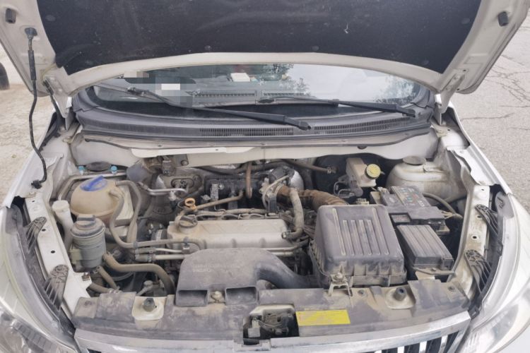 Used Karry K50  Engine Bay