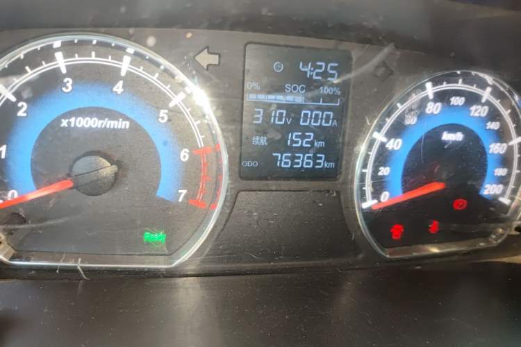 Used Karry K50EV 2018 Luxury EV Model Odometer Close Up