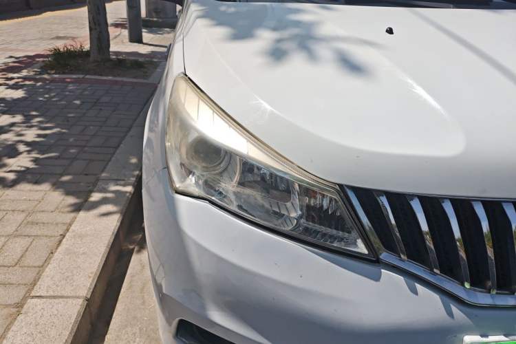 Used Karry K50EV 2018 Luxury EV Model Right Front Headlight