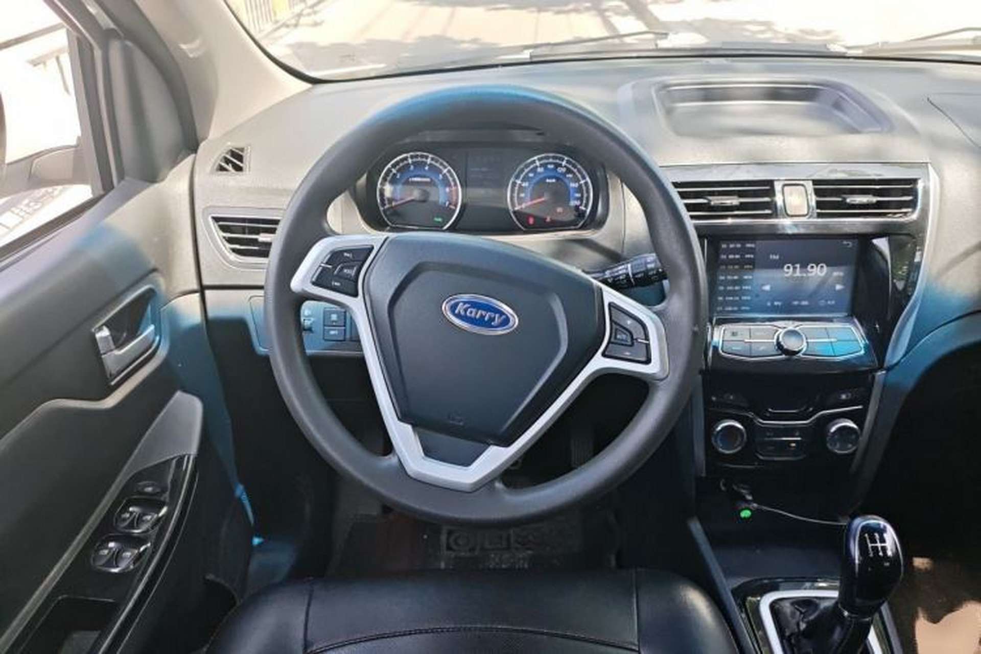 Used Karry K50EV 2018 Luxury EV Model Steering Wheel