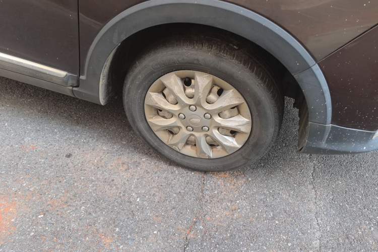 Used Karry K60 2017 1.5L Manual Comfort Model Right Front Wheel Hub