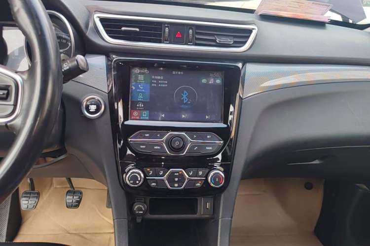 Used Karry K60 2017 1.5L Manual Flagship Model Audio And AC Panel
