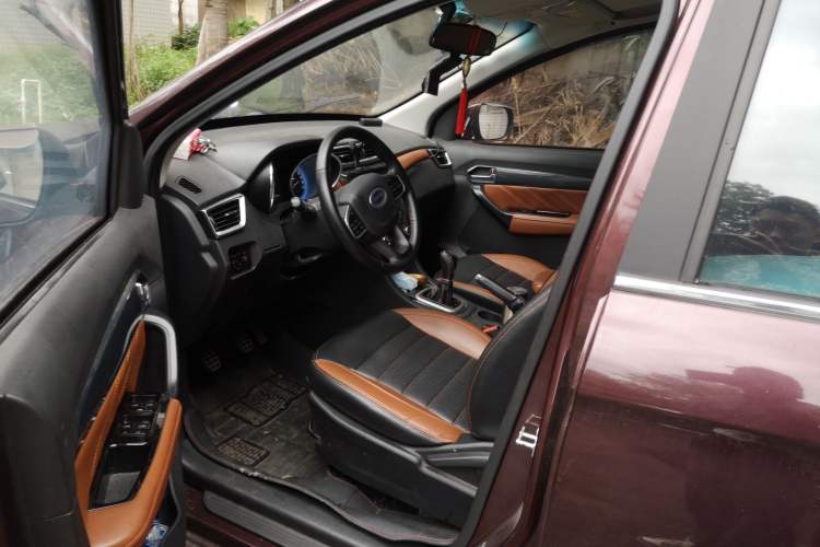 Used Karry K60 2017 1.5L Manual Flagship Model Driver Seat