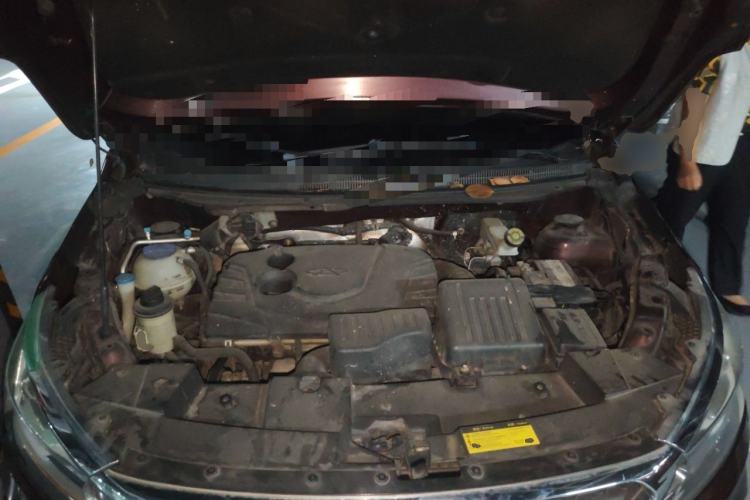 Used Karry K60 2017 1.5L Manual Flagship Model Engine Bay