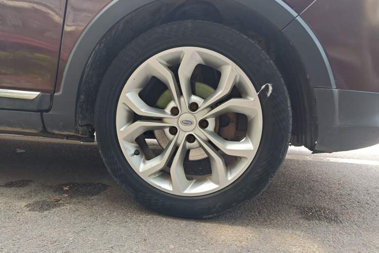 Used Karry K60 2017 1.5L Manual Luxury Model Right Front Wheel Hub