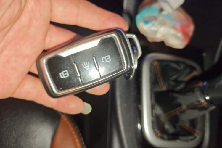 Used Karry K60 2017 1.5L Manual Flagship Model Vehicle Key