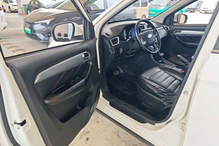 Used Karry K60 2017 1.5L Automatic Luxury Model Driver Seat