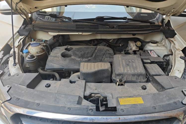 Used Karry K60 2017 1.5L Manual Flagship Model Engine Bay