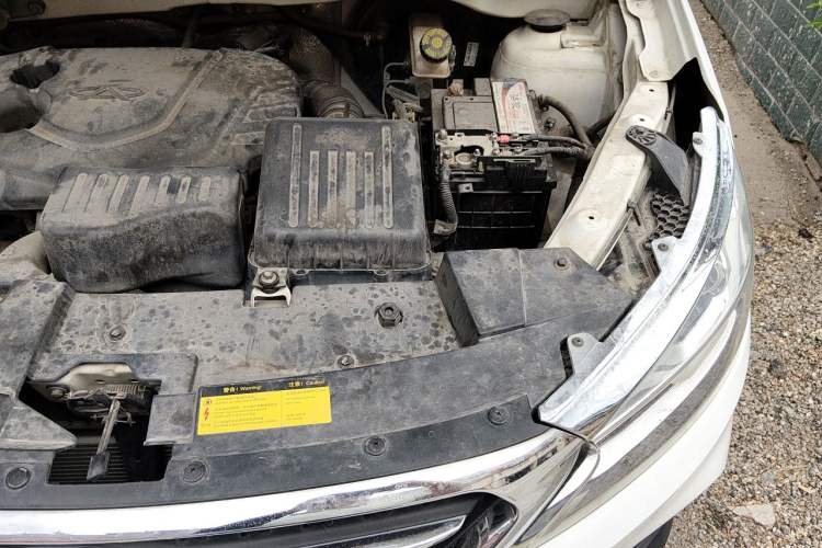 Used Karry K60 2017 1.5L Automatic Luxury Model Engine Bay Left