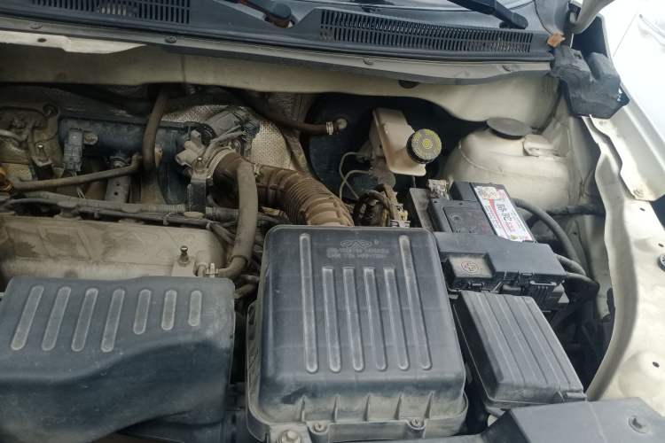 Used Karry K60 2017 1.5L Automatic Flagship Model Engine Bay Left