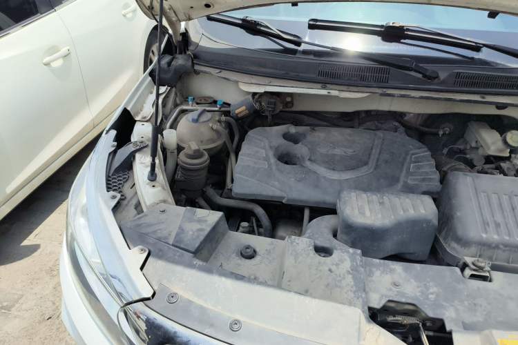 Used Karry K60 2017 1.5L Manual Comfort Model Engine Bay Right