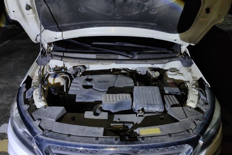 Used Karry K60 2017 1.5L Manual Luxury Model Engine Bay