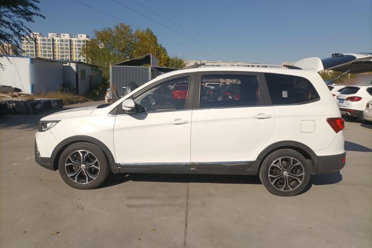 Used Karry K60 2017 1.5L Manual Flagship Model Exterior 3