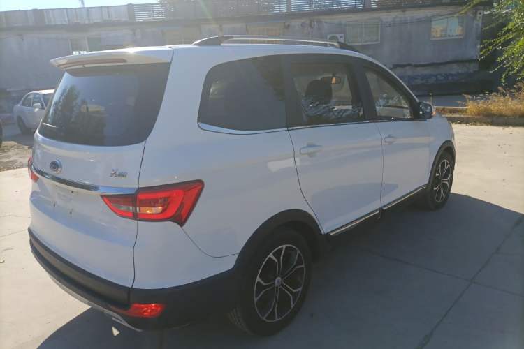 Used Karry K60 2017 1.5L Manual Flagship Model Exterior 5