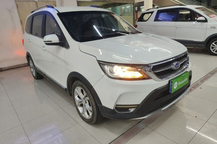 Used Karry K60 2017 1.5L Manual Luxury Model Front Right 45 Deg