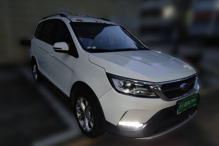 Used Karry K60 2017 1.5L Manual Luxury Model Front Right 45 Deg