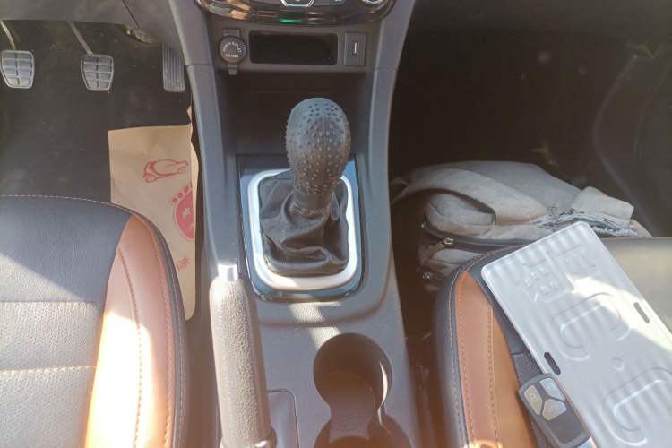 Used Karry K60 2017 1.5L Manual Flagship Model Gear Lever