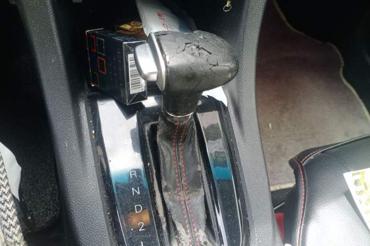 Used Karry K60 2017 1.5L Automatic Flagship Model Gear Lever