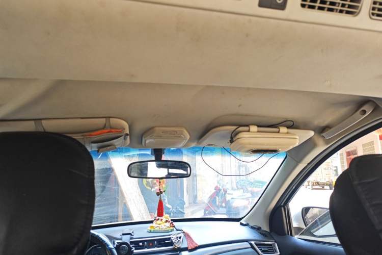 Used Karry K60 2017 1.5L Manual Flagship Model Headliner