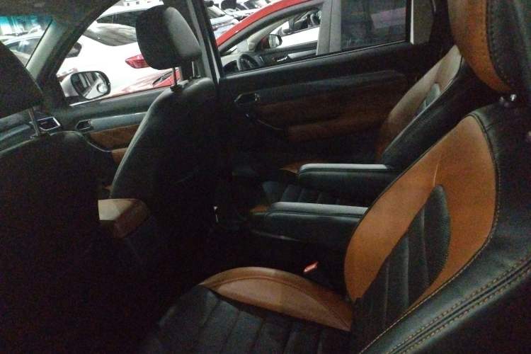 Used Karry K60 2017 1.5L Manual Flagship Model Interior 1