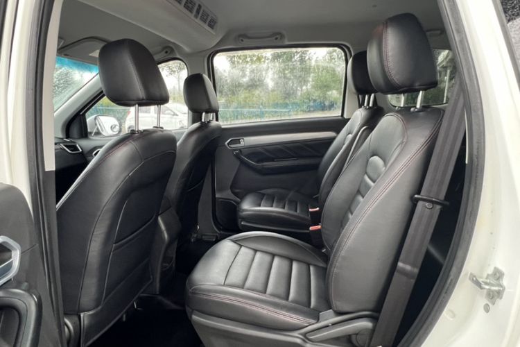 Used Karry K60 2017 1.5L Automatic Luxury Model Interior 4