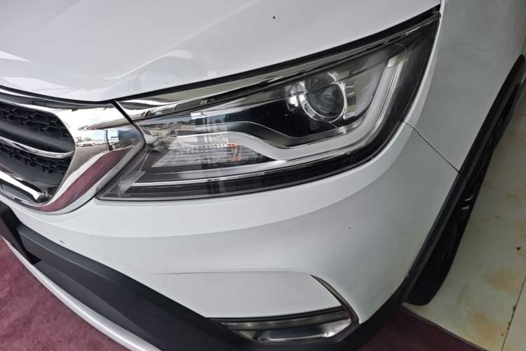 Used Karry K60 2017 1.5L Manual Flagship Model Left Front Headlight